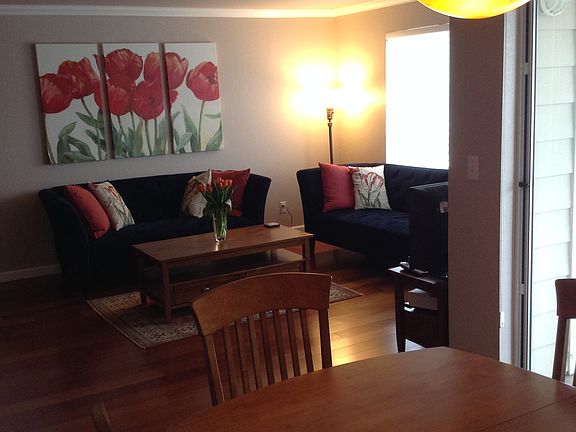 5th image of 3889 Harborview Dr Unit D-204