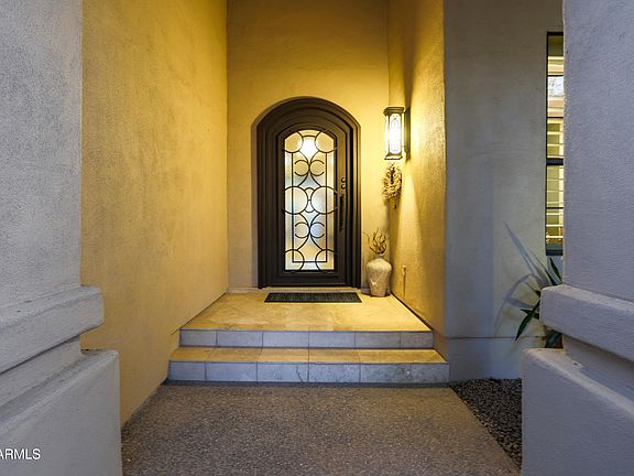 5th image of 1535 E CALAVAR Drive