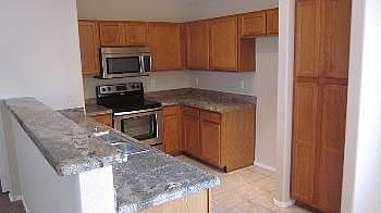 5th image of 1065 S Wildrose Cir