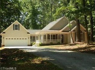 270 Pepperstone Dr, Mocksville, NC 27028