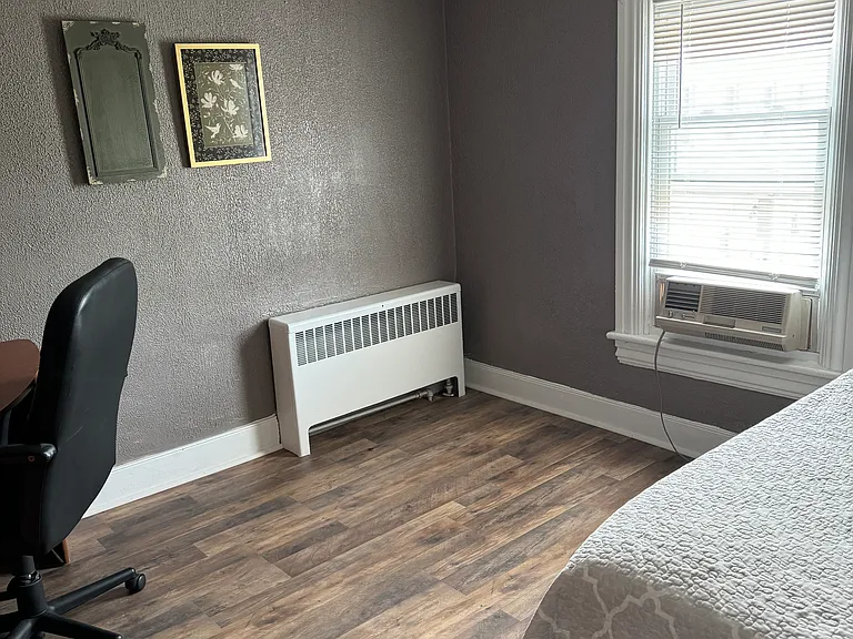 27 E Front St — Photo 8
