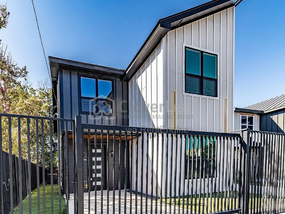 414 Montana St #101