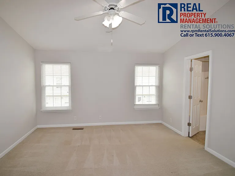1029 Wolves Den Pl — Photo 8