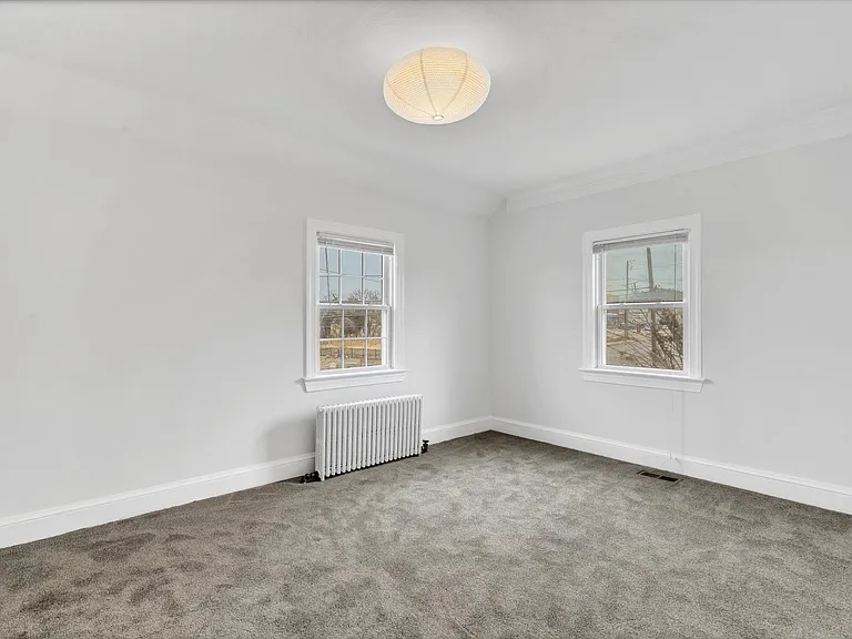 1002 Chillum Rd — Photo 12