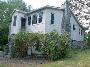 72 Mathes St, Lake Peekskill, NY 10537