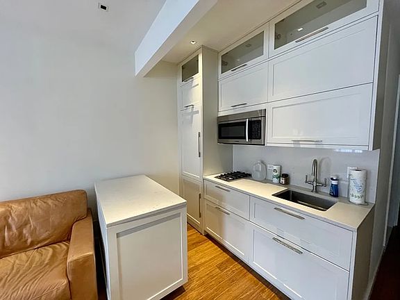 4th image of 480 Central Park W APT 2A
