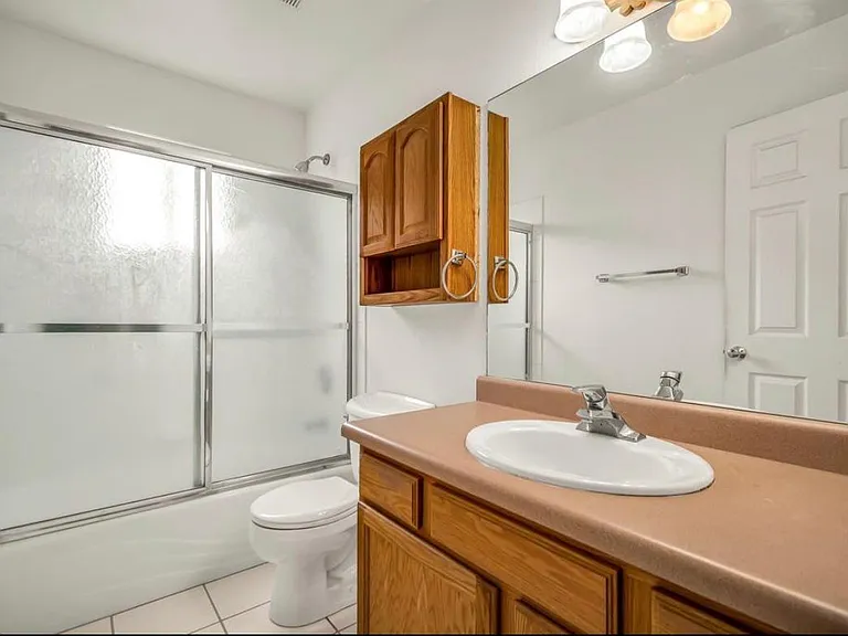 1215 Breeze Dr — Photo 19