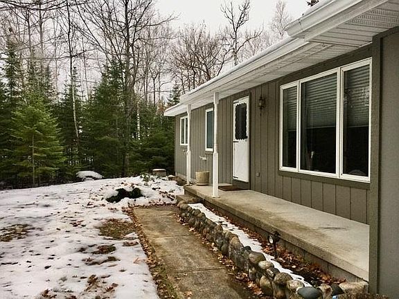 4th image of 17850 Pineview Dr