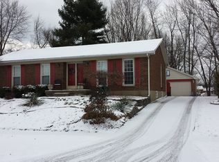 9215 Talitha Dr, Jeffersontown, KY 40299