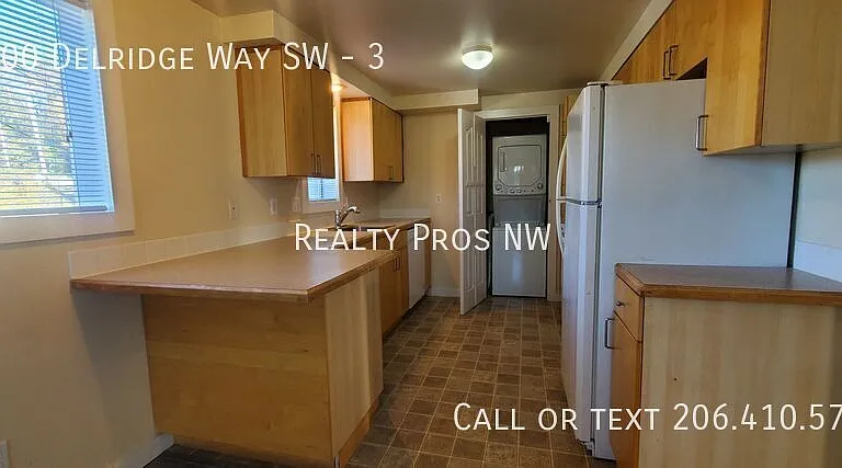 4500 Delridge Way SW #3 — Photo 8