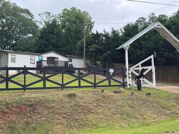 219 Lynn Rd, Bethlehem, GA 30620