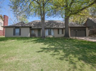 6945 S Louisville Ave, Tulsa, OK 74136