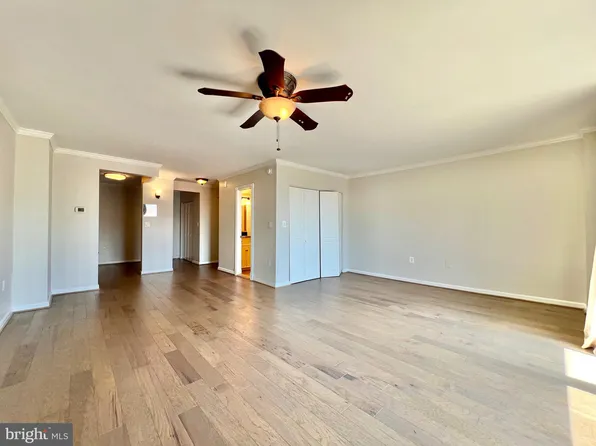 4242 E West Hwy, Bethesda, MD