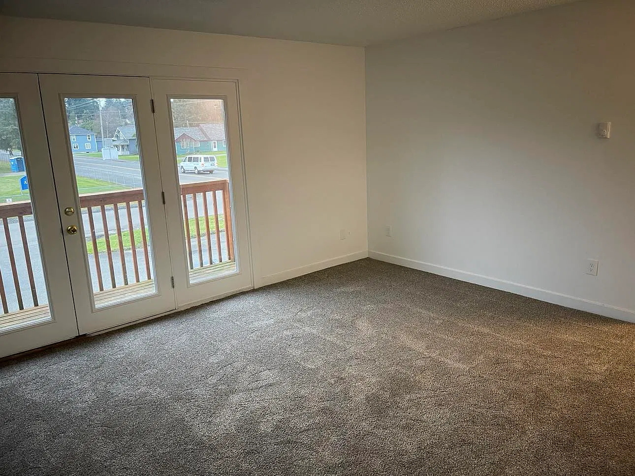 1019 Lafayette St — Photo 1