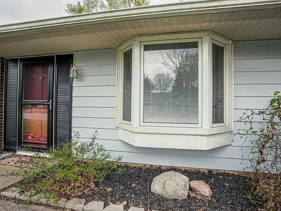 4th image of 3609 Platte Ct
