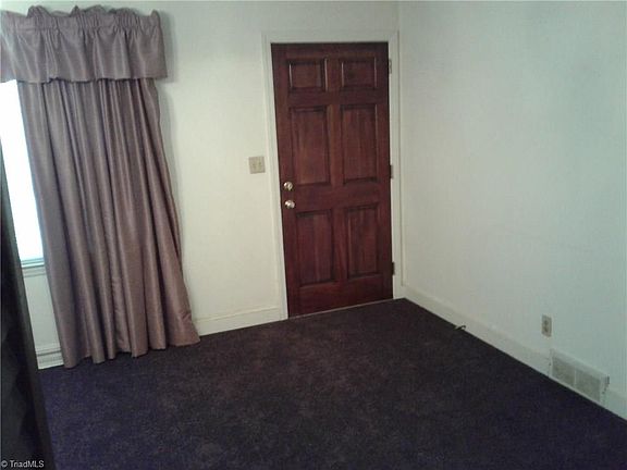 3rd image of 3050 Sharron Dr