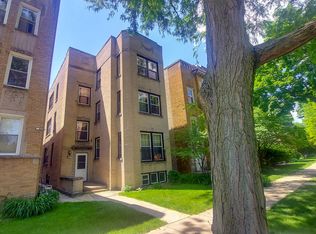 4835 Lee St APT 1, Skokie, IL 60077