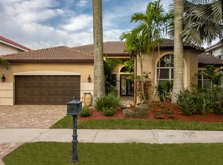 2519 Hunters Run Way, Weston, FL 33327