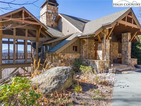 30 Pinnacle Drive, Elk Park, NC 28622