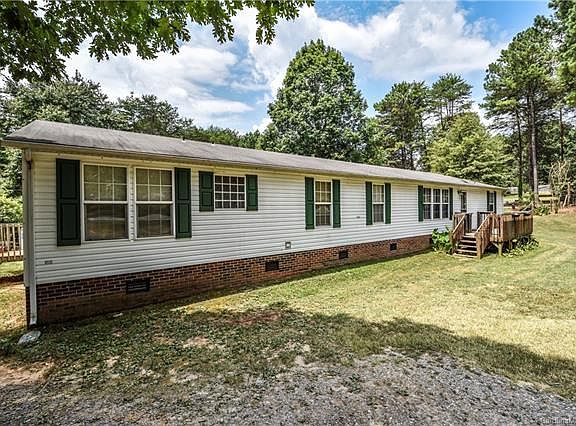 2nd image of 4819 Stratford Ln