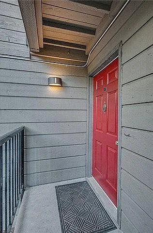 12517 NE 23rd Pl — Photo 13