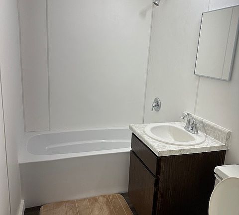 2nd image of 1802 Roberts Ave