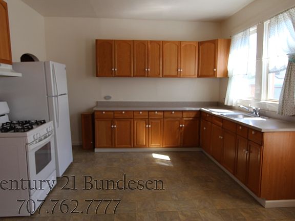 3rd image of 16 West St #A