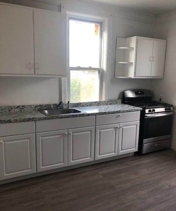 1st image of 3189 Brower Ave APT 2