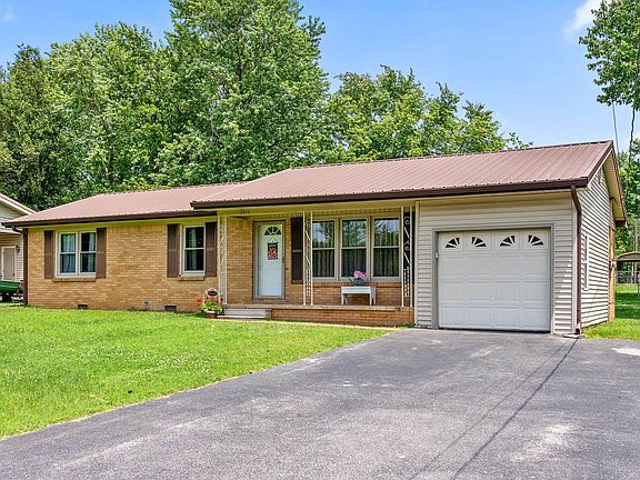 2nd image of 3416 Ginger Dr