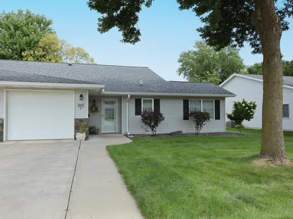 1002 N 14th St #1, Estherville, IA 51334