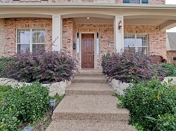 4th image of 2282 Dame Laurel Ln