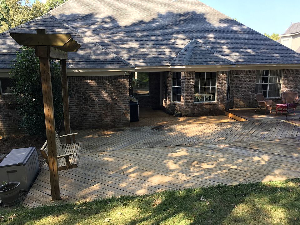 2nd image of 8827 Oak Grove Blvd