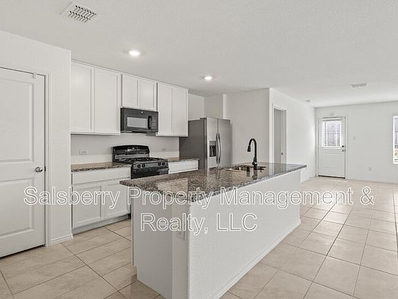 4th image of 11807 Marcellus Way