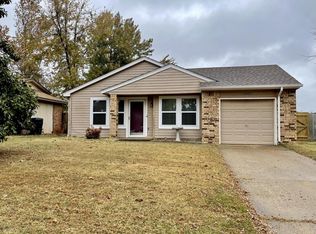 12407 SW 13th St, Yukon, OK 73099