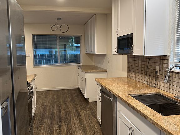 2nd image of 2713 Barbera Way