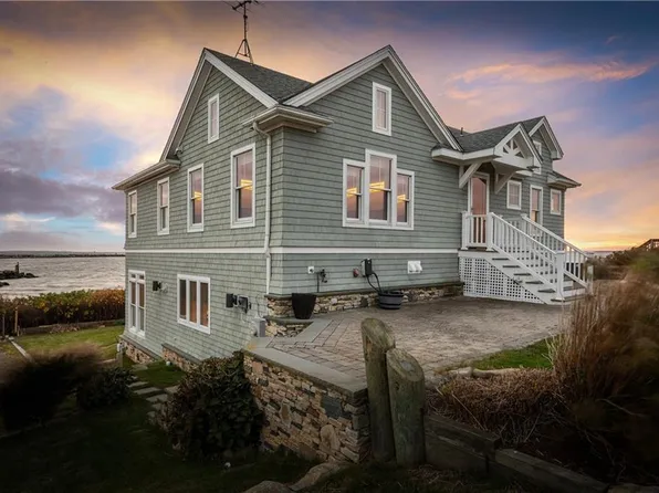 22 Shore Rd, Narragansett, RI 02882