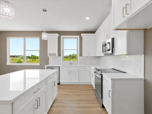 151 Bianca Cir, Del Valle, TX 78617