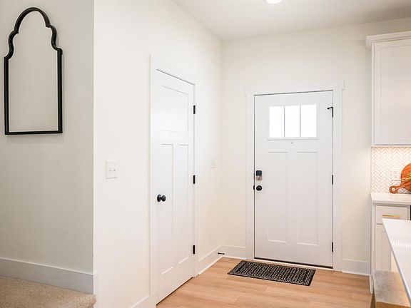 3rd image of 556 Leesville Rd #508