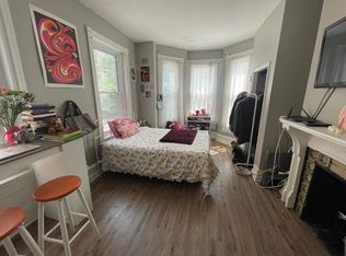 4124 Chester Ave #2R, Philadelphia, PA 19104