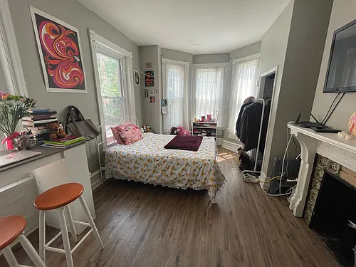 4124 Chester Ave #2R Photo 1