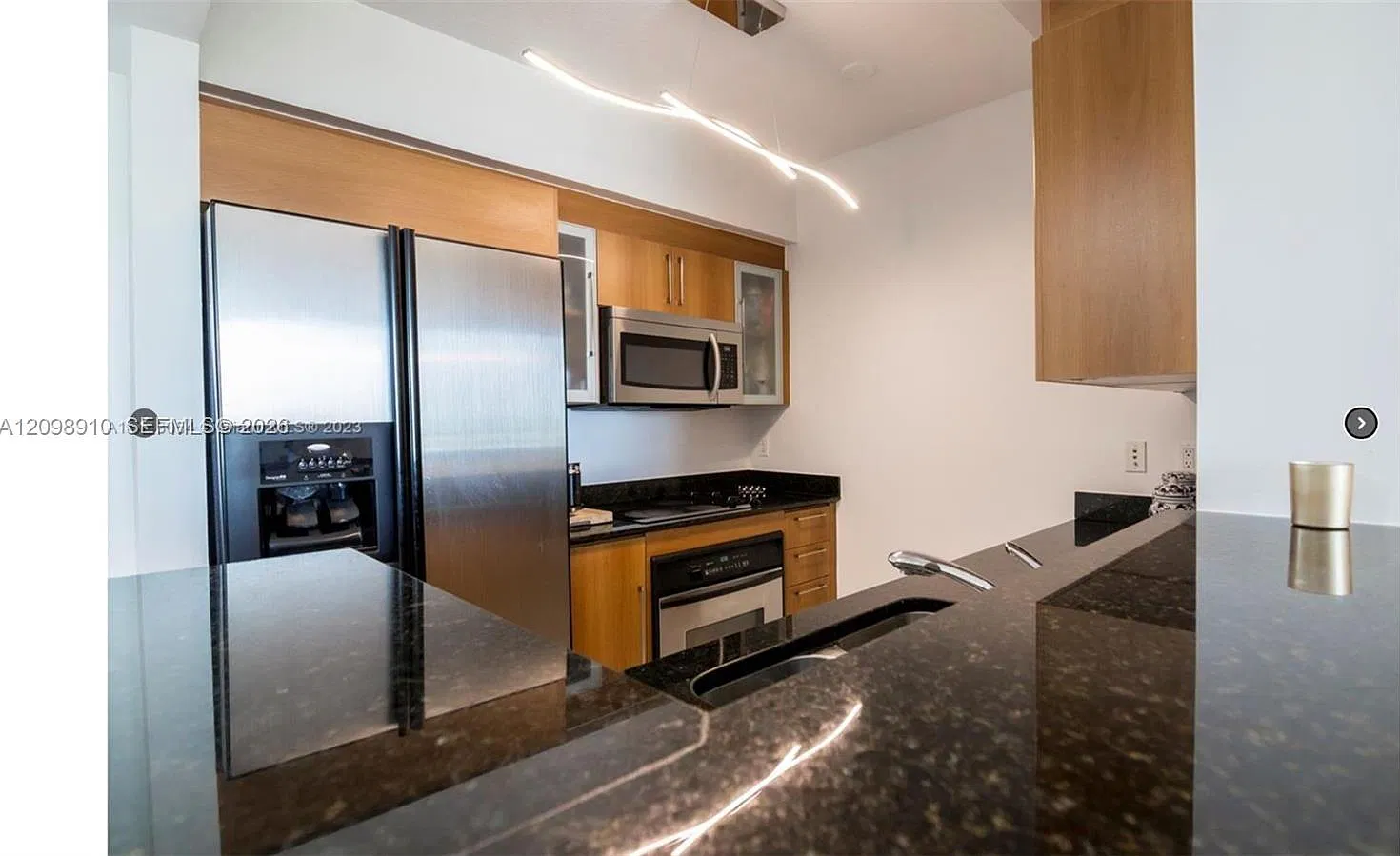 One Miami West Condo — Photo 4