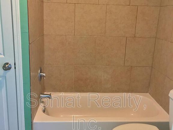 4th image of 8923 Palm St #8923