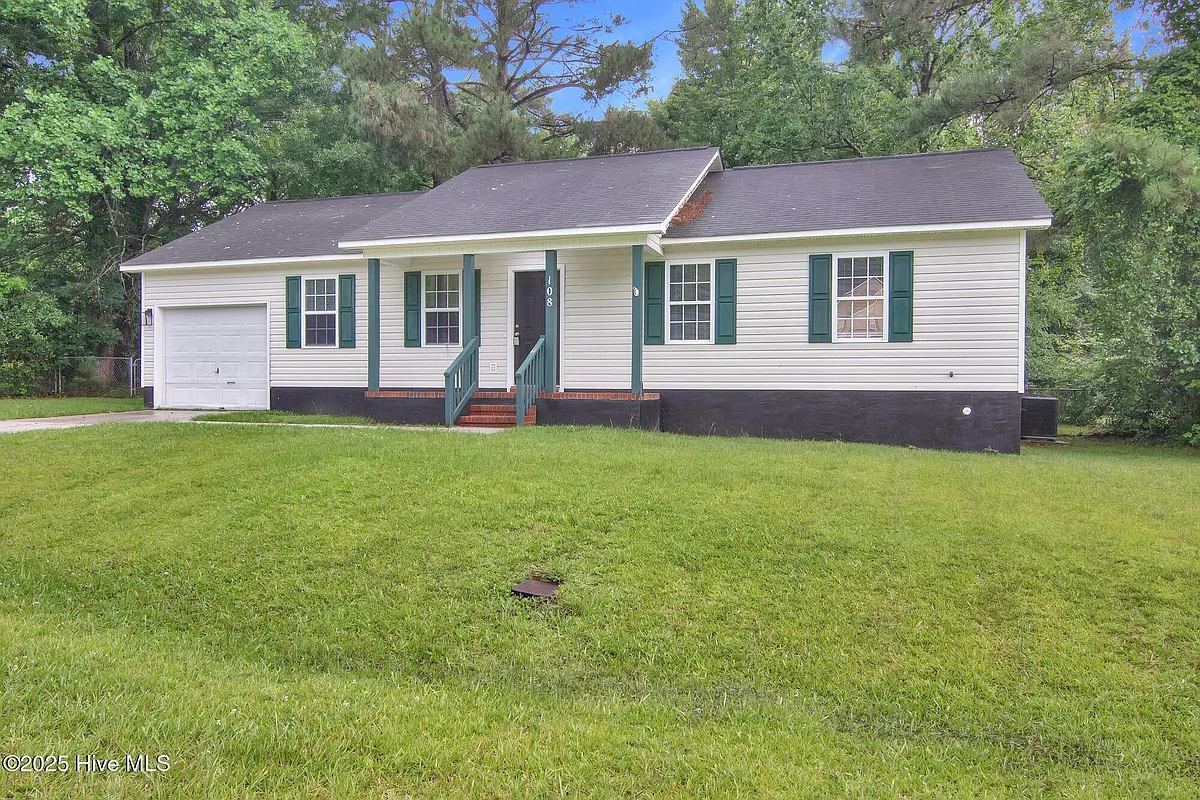 Building Photo - 108 Fountain Dr