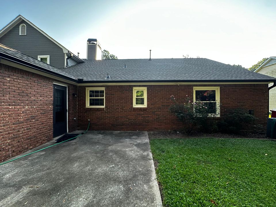 2nd image of 2626 Country Trce SE Unit A