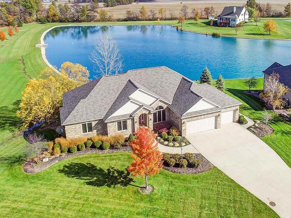 1st image of 339 Crestwood Ct