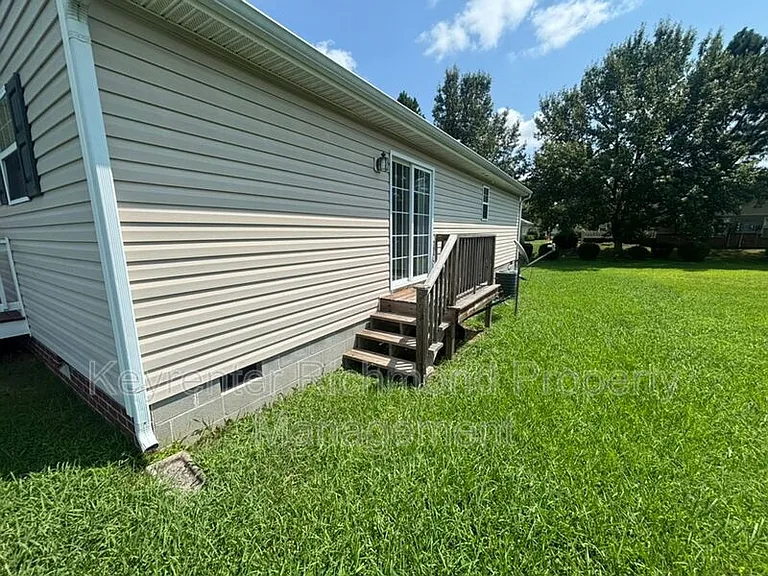 4717 Altair Rd — Photo 12