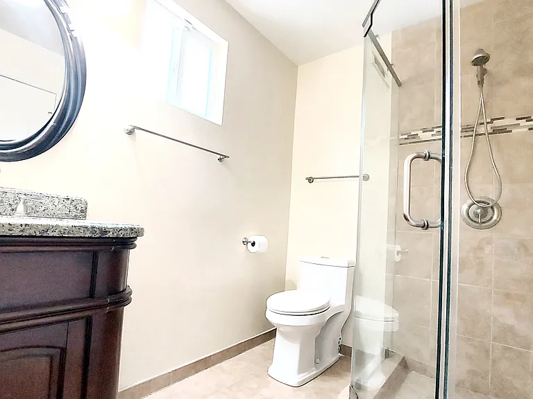 1445 Crestview Ct — Photo 23