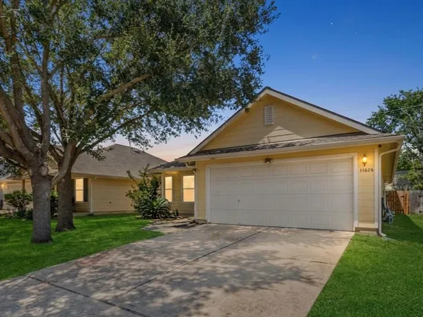 11626 Sardis Lake Dr, Tomball, TX 77375