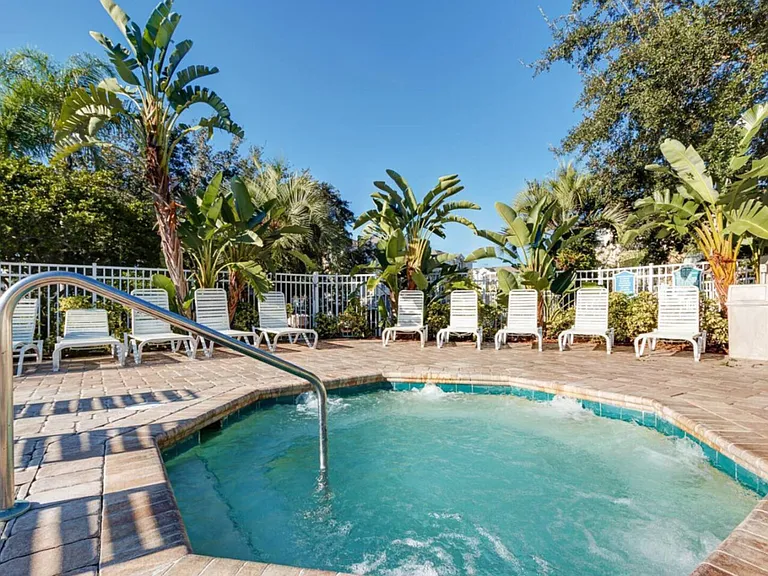 Silver Palm Dr — Photo 61