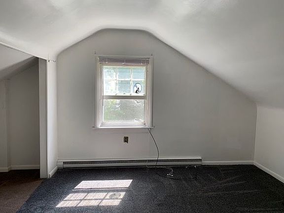 5th image of 2605 Hoffer St APT 2